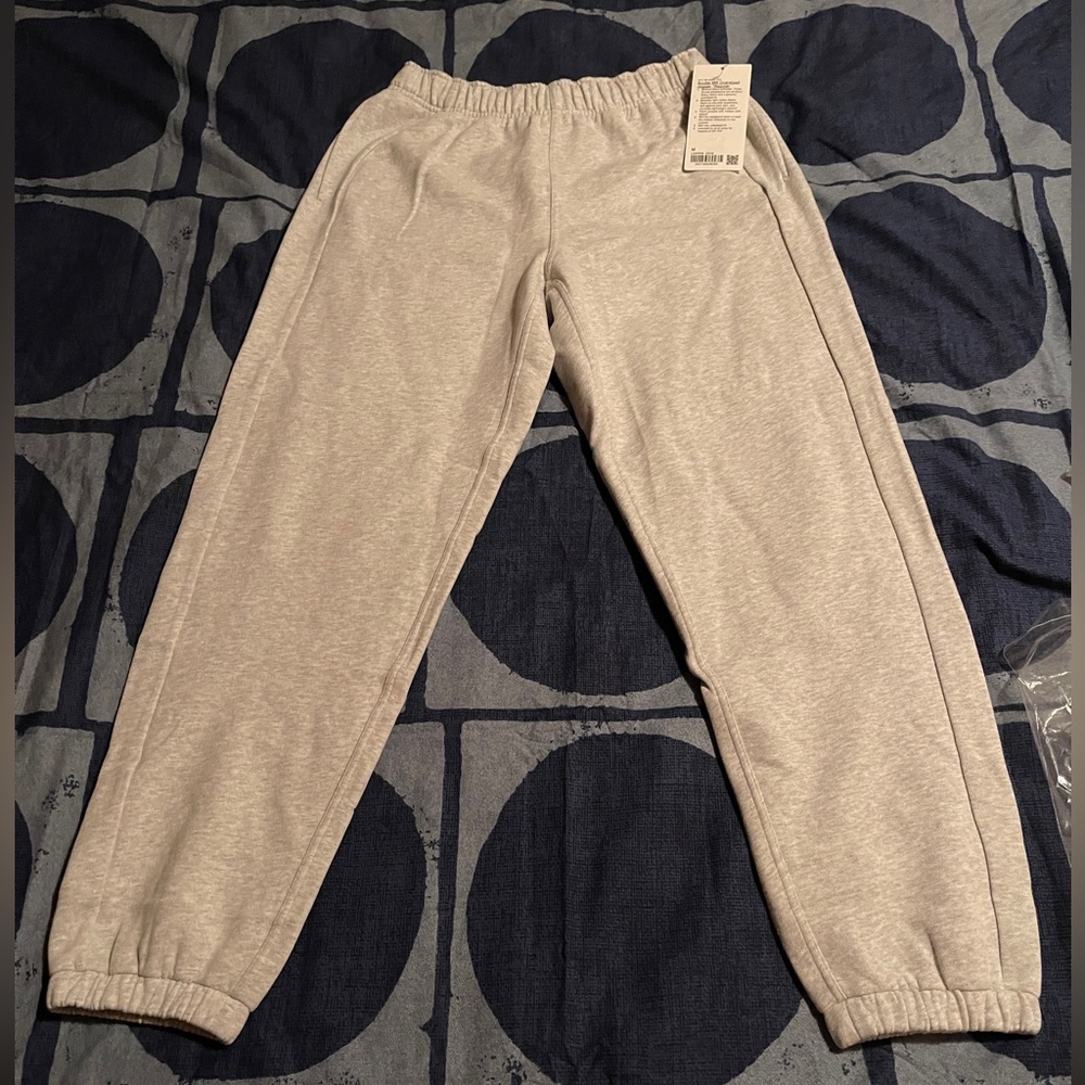 lululemon athletica Gray scuba mid rise oversized jogger RM